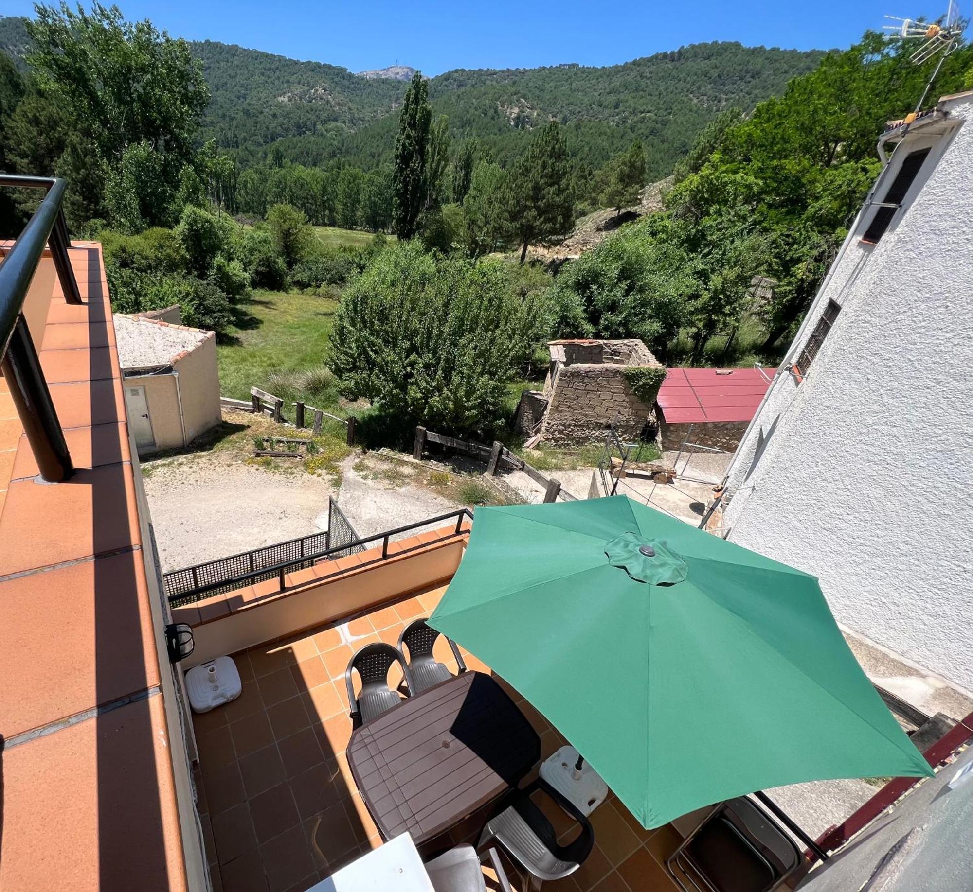 Duplex Rio Madera Lejlighed Segura de la Sierra Eksteriør billede