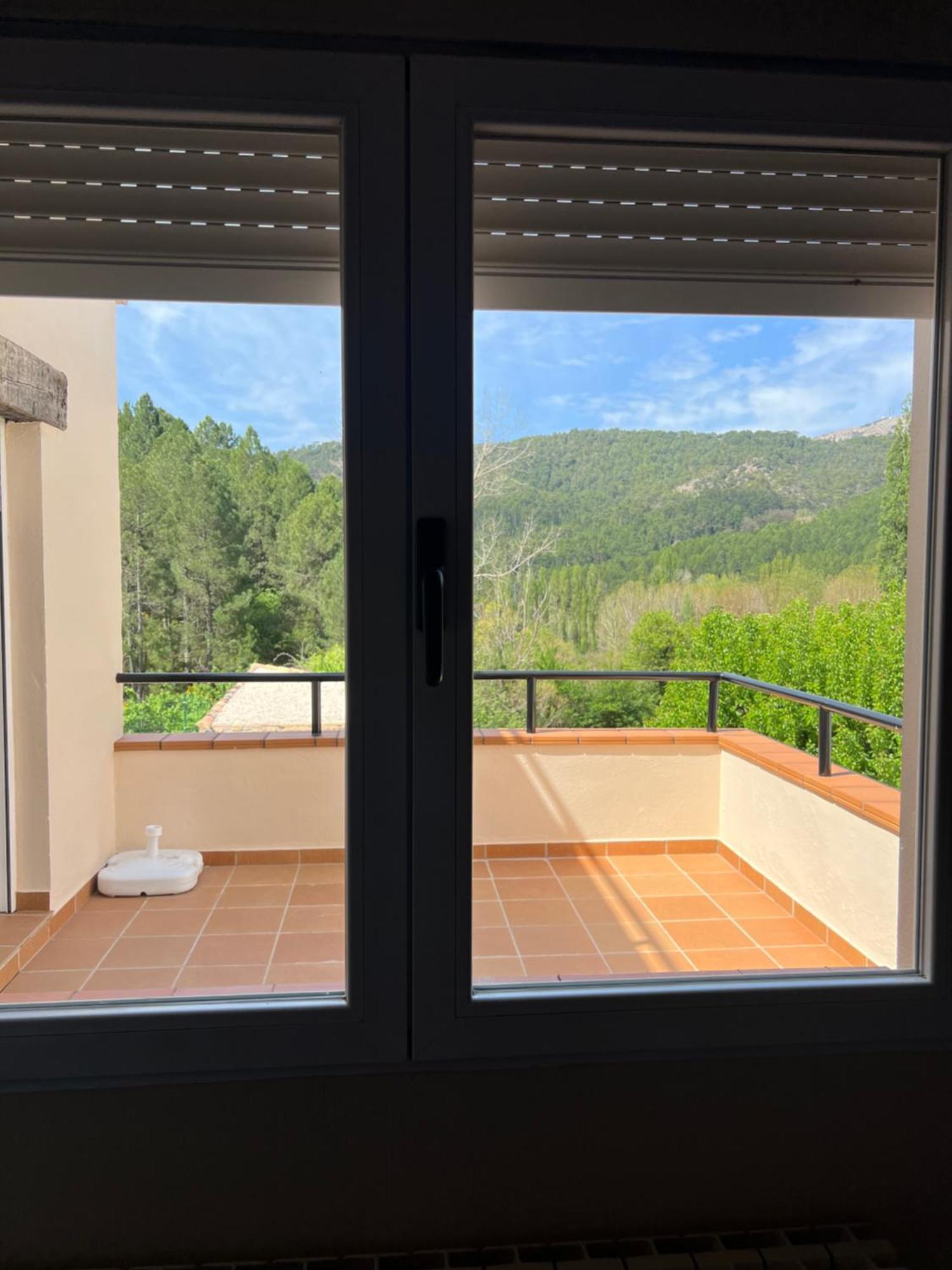Duplex Rio Madera Lejlighed Segura de la Sierra Eksteriør billede