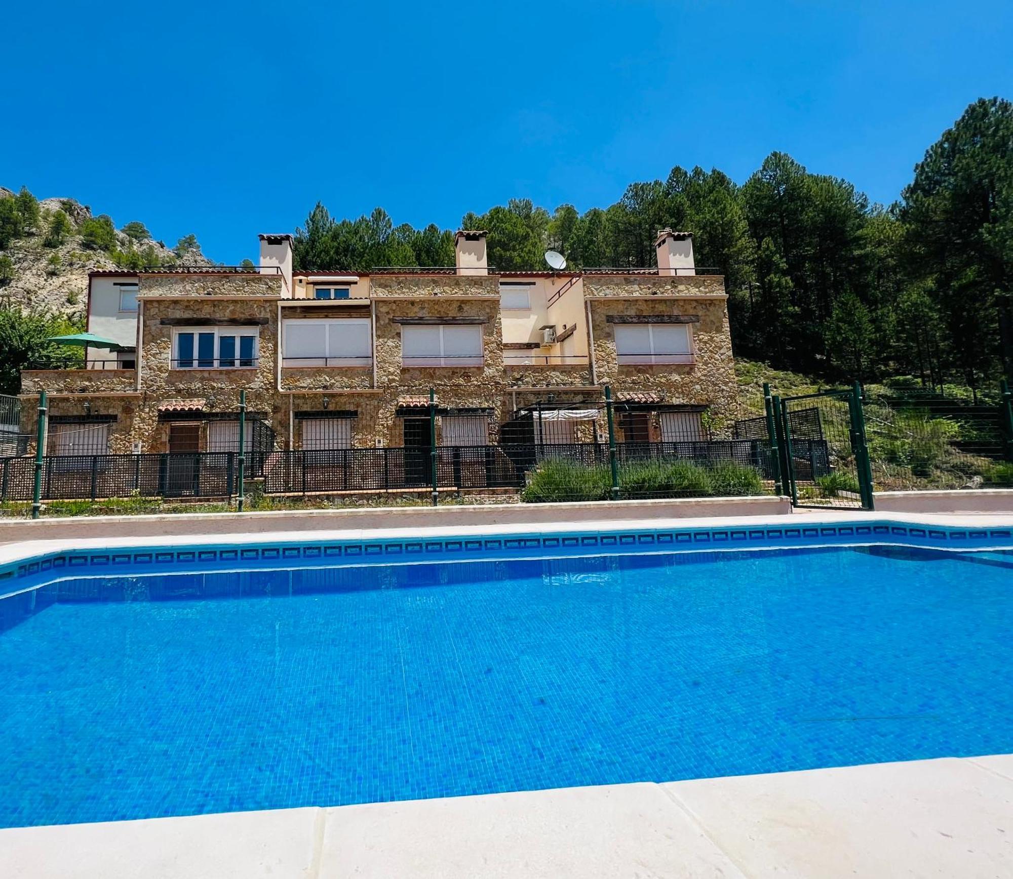 Duplex Rio Madera Lejlighed Segura de la Sierra Eksteriør billede