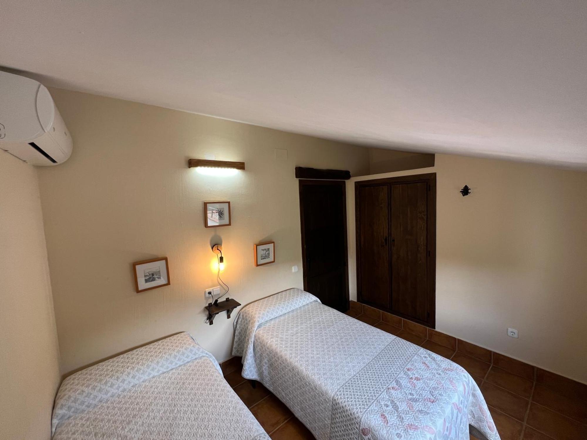 Duplex Rio Madera Lejlighed Segura de la Sierra Eksteriør billede