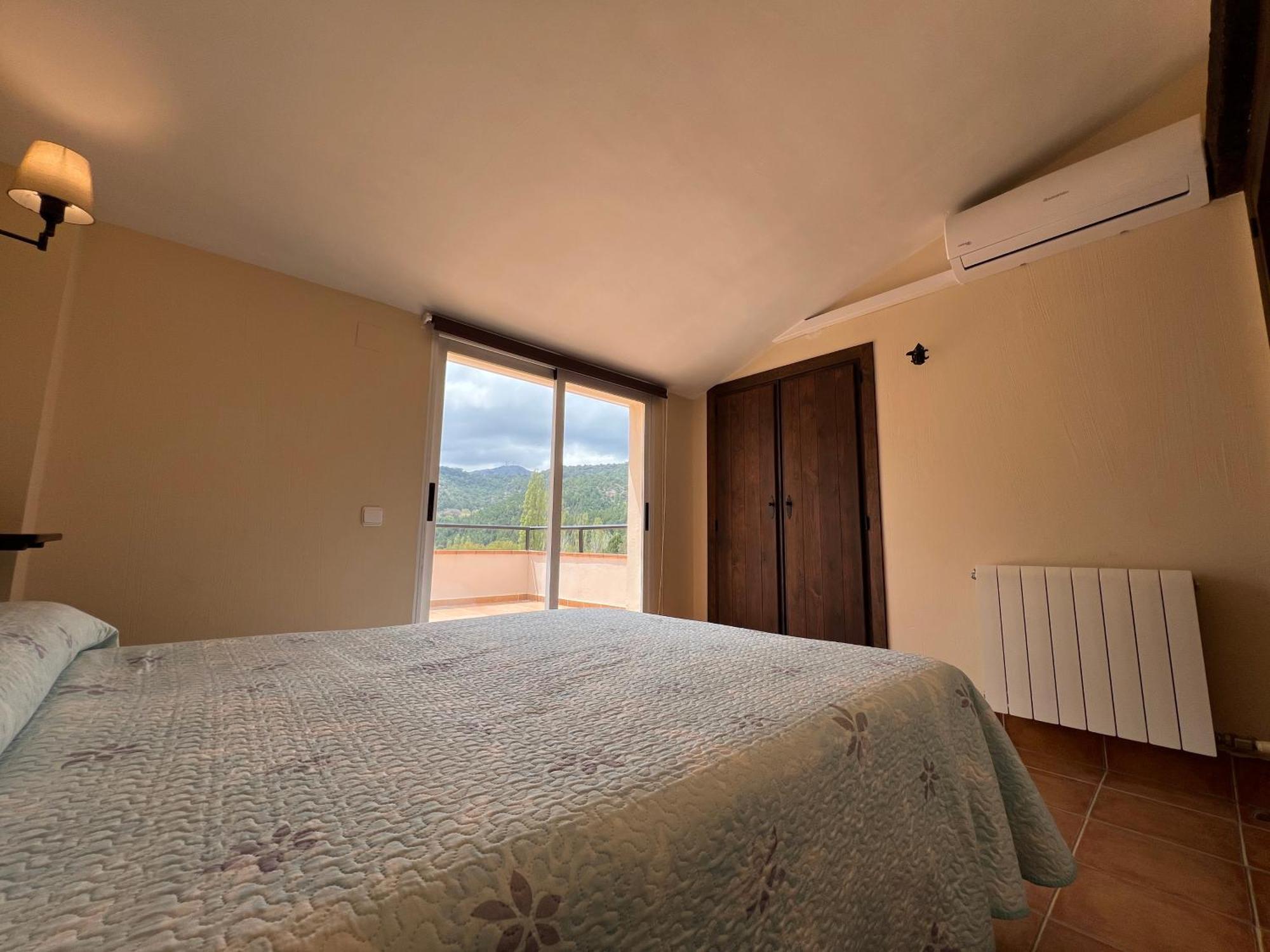Duplex Rio Madera Lejlighed Segura de la Sierra Eksteriør billede